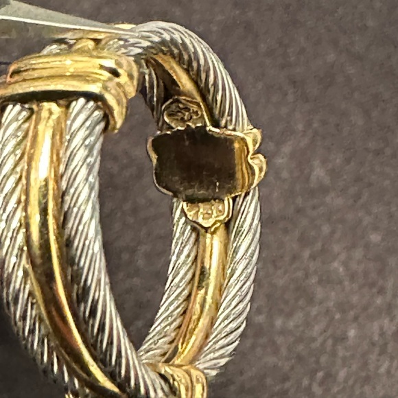David Yurman Silver and Gold Cable Ring - Picture 5 of 7